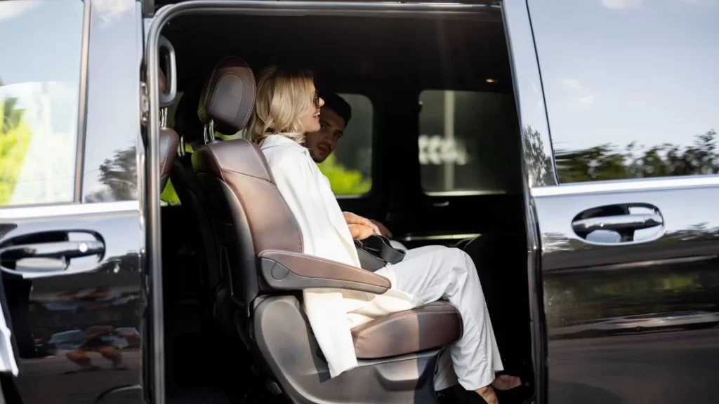 Locação de van em São Paulo com motorista da Executive Line